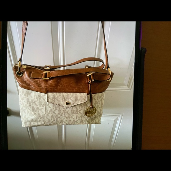 Handbags - Michael Kors used bag.